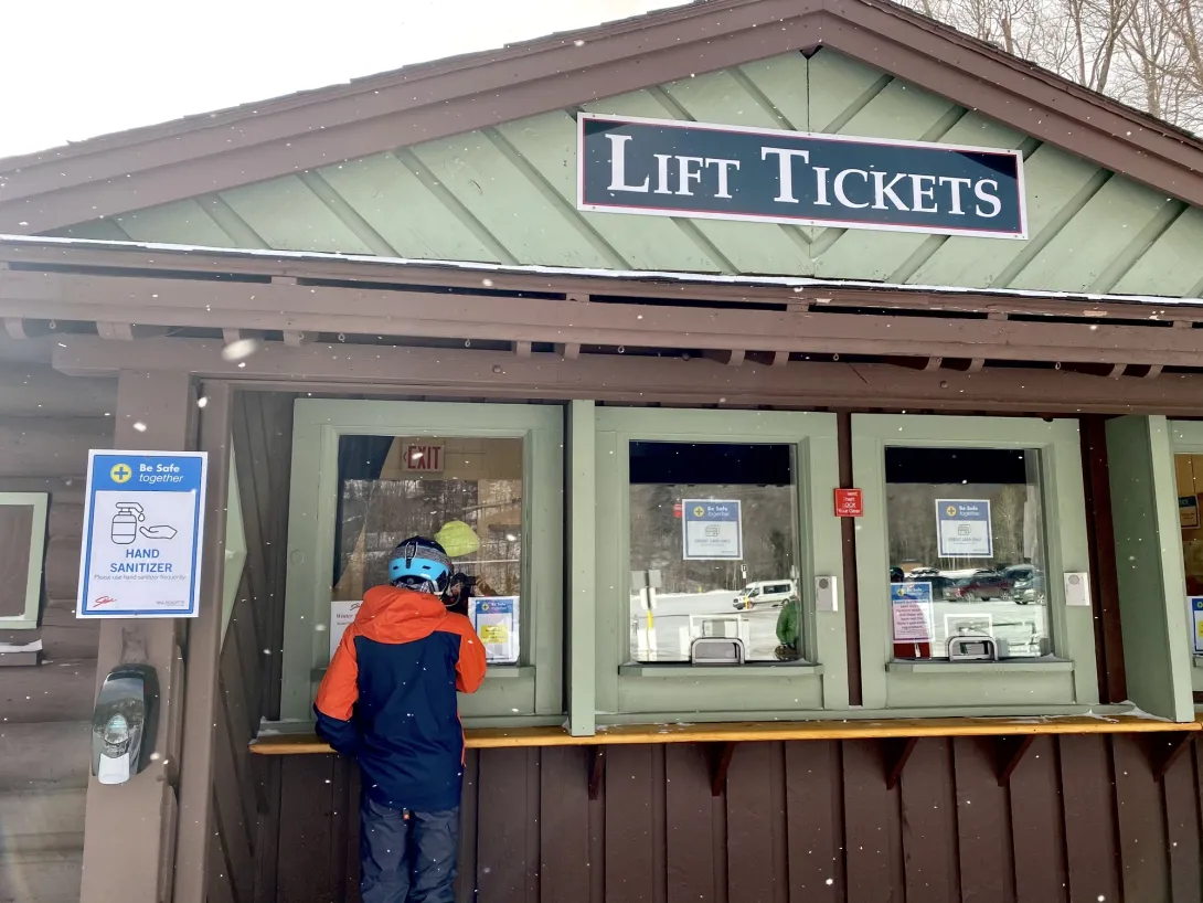 Lift tickets booth